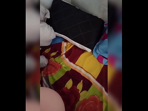 ❤️ Nire gelakidea etxean bakarrik geratzen da, bere senarra oporretara joaten delako eta nik izorratzeko eta ipurdia esnez betetzeko aprobetxatzen dut Porno ederra gurean eu.com-porn-hat.ru ❌️❤