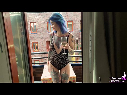 ❤️ Neska Ikaragarria trago batez zurrupatzen eta zeru zabalean sutsuki izorratzen Porno ederra gurean eu.com-porn-hat.ru ❌️❤